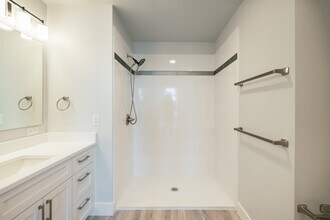 40 Bellwether Way in Bellingham, WA - Building Photo - Building Photo