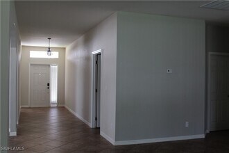 14004 Danpark Loop in Ft. Myers, FL - Building Photo - Building Photo