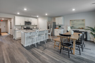 Enclave At Ridgefield in Conway, SC - Building Photo - Interior Photo