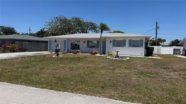 339 Pine Tree Rd in Venice, FL - Building Photo - Building Photo