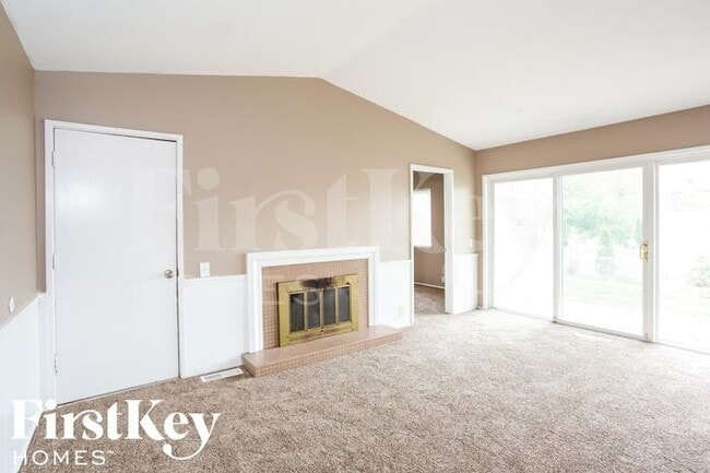 3310 Hambletonian Dr in Florissant, MO - Building Photo - Building Photo