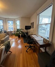 383 Broadway, Unit 2 in Cambridge, MA - Building Photo - Building Photo