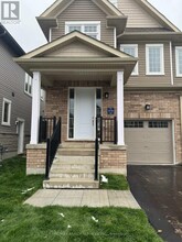 33 Brown St in Erin, ON - Building Photo - Building Photo