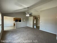 2902 Marguerite Dr photo'