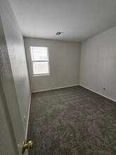 12247 W Grant St in Avondale, AZ - Building Photo - Building Photo