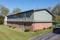 1422 Brooke Park Dr in Toledo, OH - Building Photo - Building Photo