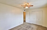 243 E Vine Cir photo'