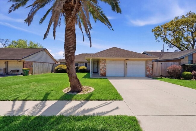 property at 4908 Holly Park Dr