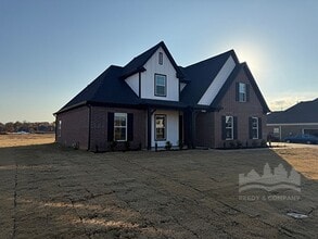 Beautiful NEW BUILD in Olive Branch, MS! in Olive Branch, MS - Building Photo - Building Photo