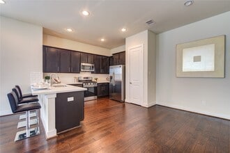 8803 Hollister Pine Ct in Houston, TX - Building Photo - Building Photo