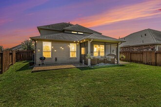 24714 Colonial Elm Dr in Katy, TX - Building Photo - Building Photo