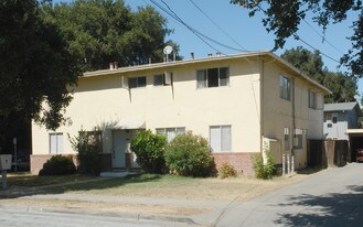 2145 Randolph Dr Apartments