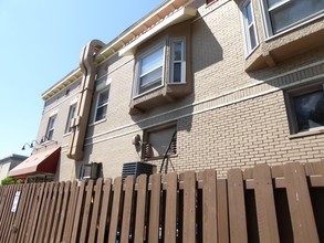 2317 Hennepin Apartments in Minneapolis, MN - Building Photo - Building Photo