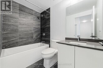 2075 Lakeshore Rd. in Burlington, ON - Building Photo - Building Photo