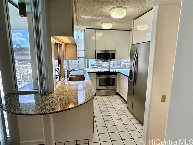 1212 Nuuanu Ave in Honolulu, HI - Building Photo - Building Photo