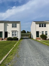 7195 Bunting Rd in Chincoteague, VA - Building Photo - Building Photo