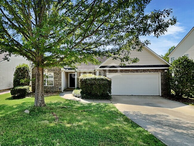 2347 Swan Lake Dr SW