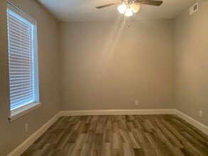 820 Hardy Springs Cir, Unit B in Mcalester, OK - Building Photo - Building Photo