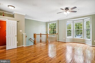 152 Fieldstone Ct in Frederick, MD - Foto de edificio - Building Photo