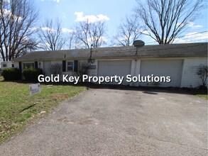 9801 S Rinker St in Muncie, IN - Building Photo - Building Photo