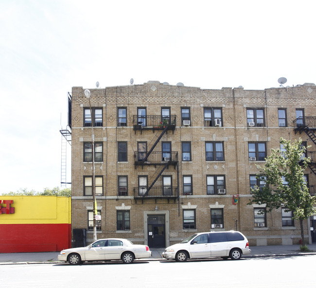 110 Empire Blvd in Brooklyn, NY - Building Photo - Building Photo