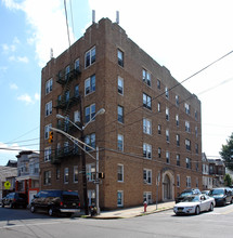 1500 Kerrigan Ave in Union City, NJ - Building Photo - Building Photo