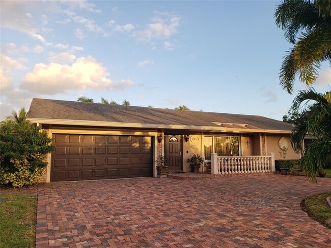 property at 1402 SW 25th Ave