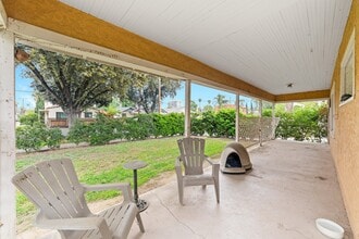 4212 Locust St in Riverside, CA - Foto de edificio - Building Photo