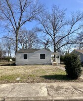 1221 Frisco St in Birmingham, AL - Building Photo