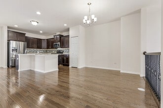 4277 Liberty St in Aurora, IL - Building Photo - Building Photo