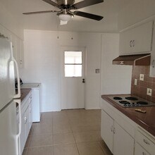 10613 W El Rancho Dr in Sun City, AZ - Foto de edificio - Building Photo