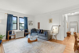 412 Munro Ave in Mamaroneck, NY - Building Photo - Building Photo