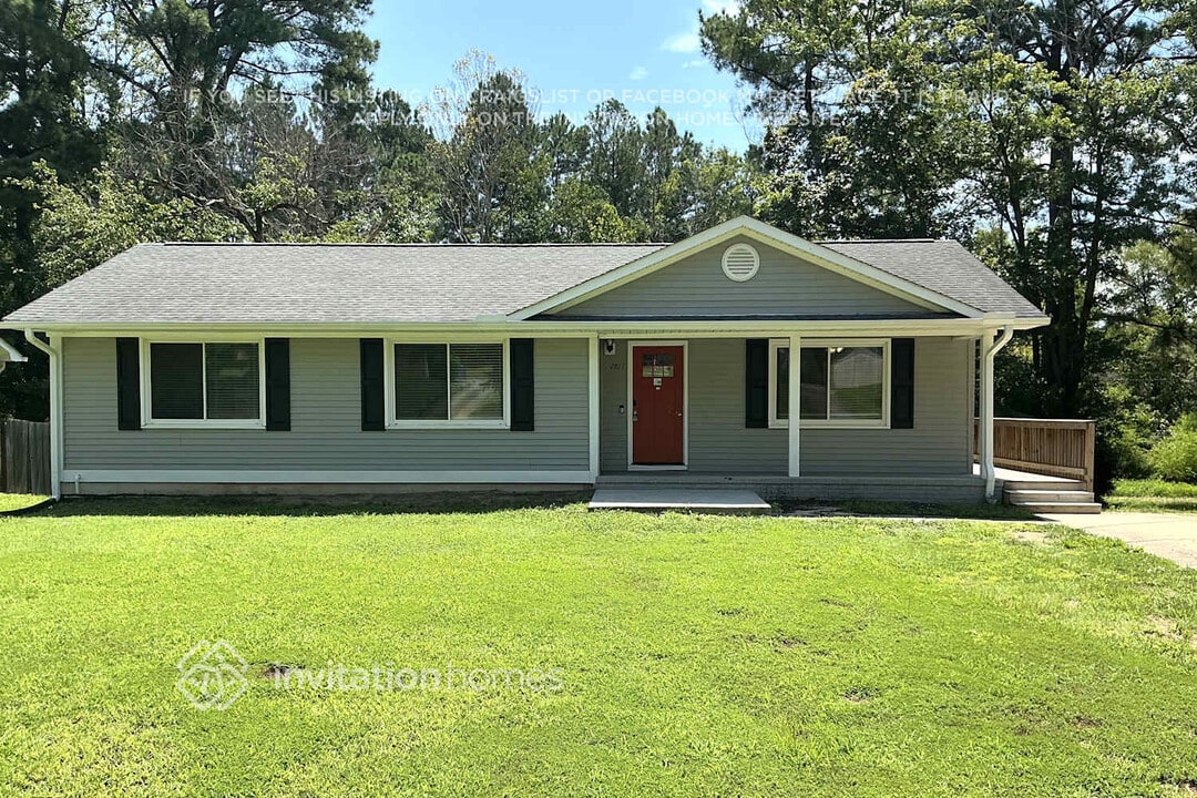 2811 Wyeth Ave in Durham, NC - Building Photo