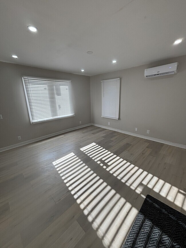 107 Brock St N in Sarnia, ON - Building Photo - Building Photo