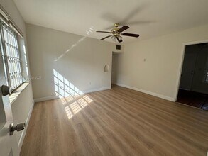 1421 SW 37th Ave in Miami, FL - Building Photo - Building Photo