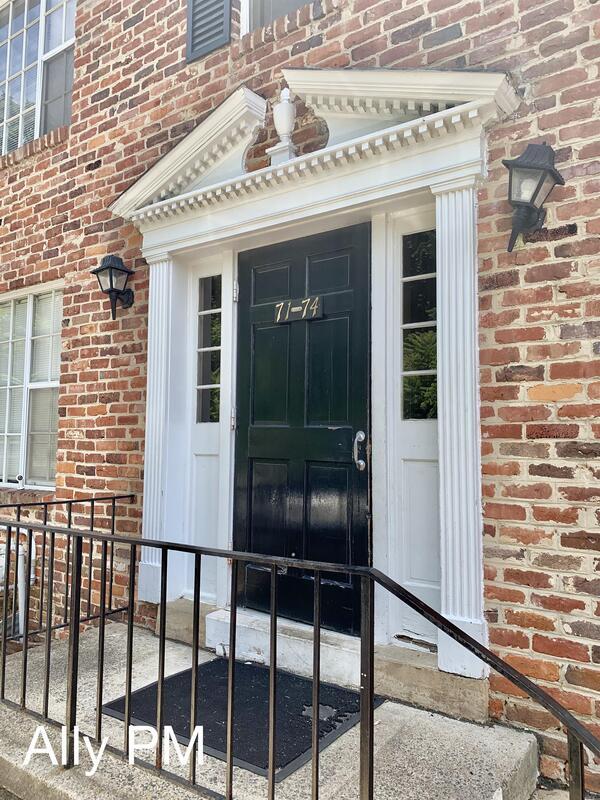 2517 Hydraulic Rd in Charlottesville, VA - Building Photo - Building Photo