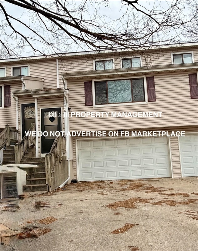 property at 1424 E Mart-Way Cir