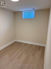 60 Wakelin Terrace in St Catharines, ON - Building Photo - Building Photo