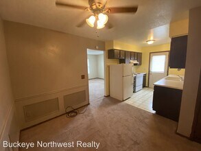 1228 S Creek Ln in Toledo, OH - Building Photo - Building Photo