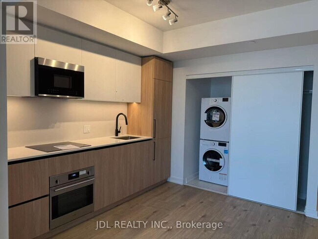 35 Parliament St in Toronto, ON - Building Photo - Building Photo