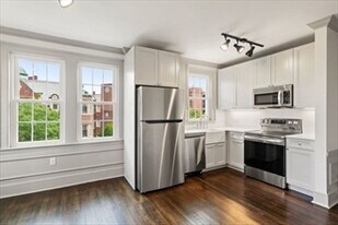 9 Dana St, Unit 46 in Cambridge, MA - Building Photo