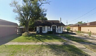 2281-2281-2283 North St in Beaumont, TX - Building Photo