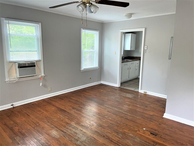 203 Sunset Ct in Clarksville, TN - Building Photo - Building Photo