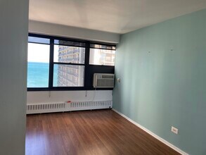 6030 N Sheridan Rd, Unit 1904 in Chicago, IL - Foto de edificio - Building Photo