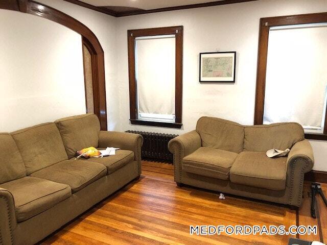 14 Renfrew St