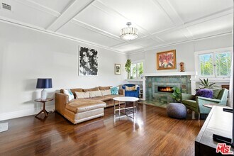 2122 8th Ave in Los Angeles, CA - Building Photo - Building Photo