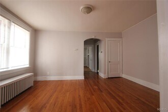 5422 Rhodes Ave in St. Louis, MO - Building Photo - Building Photo