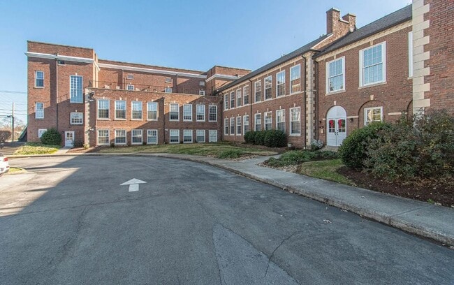 property at 140 E Glenwood Ave