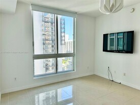 300 S Biscayne Blvd, Unit 2409 in Miami, FL - Foto de edificio - Building Photo