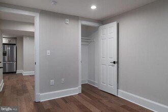 1 E Montgomery St in Baltimore, MD - Building Photo - Building Photo